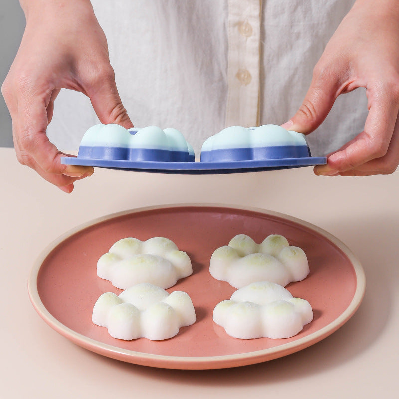 Cat Paw Silicone Ice Cube Tray with Lid